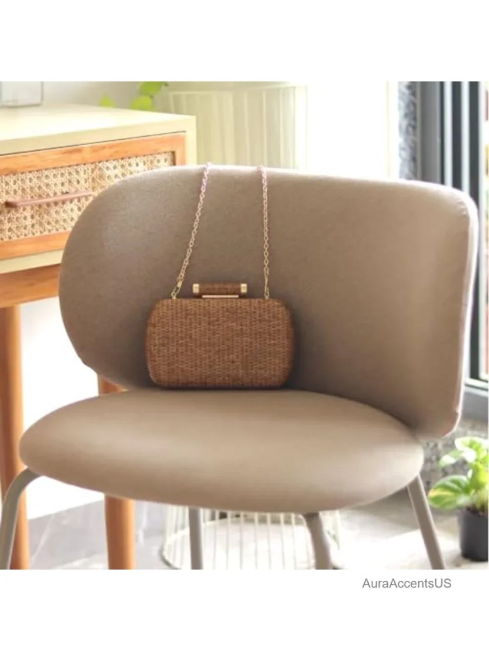 Handwoven Straw Woven Shoulder Bag with Detachable Chains Boho Vacation Purse